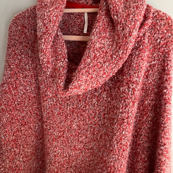 NWT Free People BFF Cowl Neck Oversized Crop Sweater - Scarlet Flame, size small - Picture 4 of 11